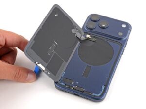 ‏החלפת פאנל אחורי Apple iPhone 17 Pro  אפל - מקורי